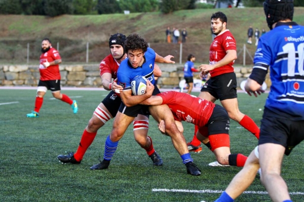 El Club de Rugby Sant Cugat pierde con el líder el primer partido de liga, en el que debuta el internacional Pol Pla