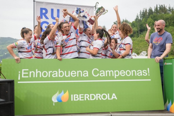 El Club de Rugby Sant Cugat fa història i guanya la Copa de la Reina de seven