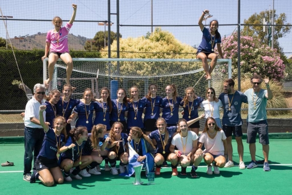 L'equip juvenil femení d'hoquei sobre herba del Junior FC guanya el Campionat d'Espanya, on ha fet 12 podis en les últimes 15 participacions
